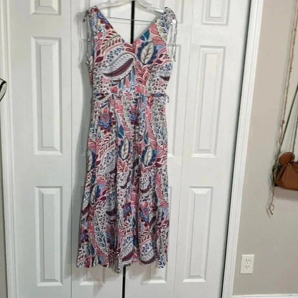 Talbots Dresses & Skirts - Talbots cotton floral dress